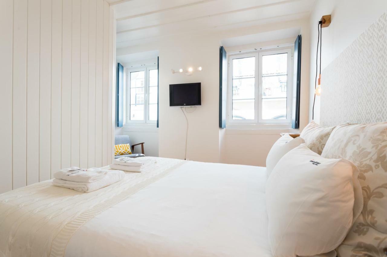 Flh Bairro Alto Central Apartment Lisbon Bagian luar foto